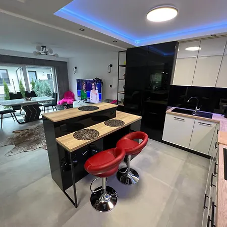 Hortensja Check-in 24h Apartment *